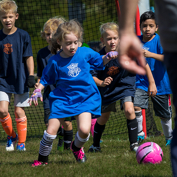 Register by July 22 for Fall House Soccer • Glen Ellyn Park District