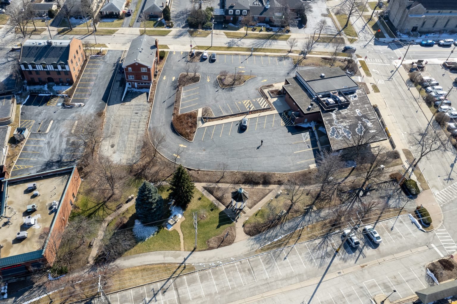 Glen Ellyn Downtown Event Park • Glen Ellyn Park District